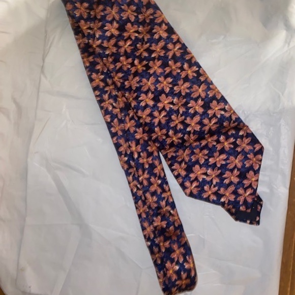 Ermenegildo Zegna Tie - Picture 1 of 8